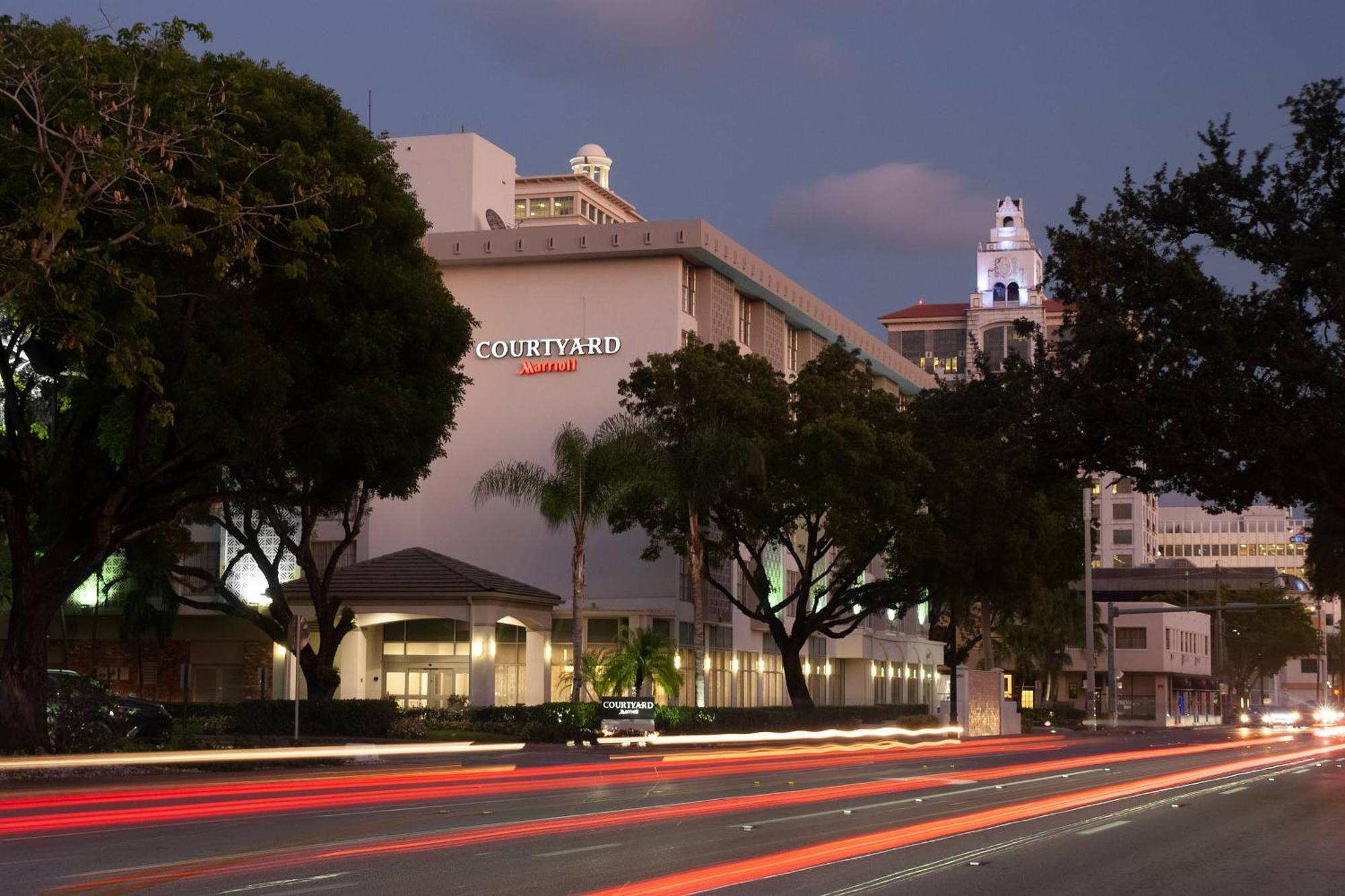 Hotel Courtyard Miami Coral Gables Extérieur photo
