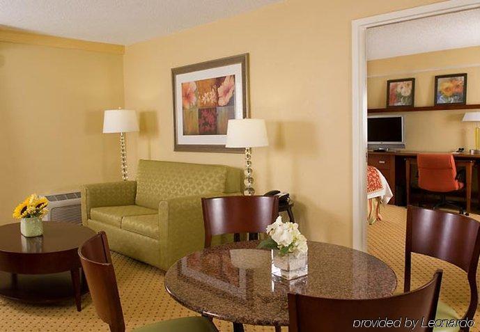 Hotel Courtyard Miami Coral Gables Chambre photo