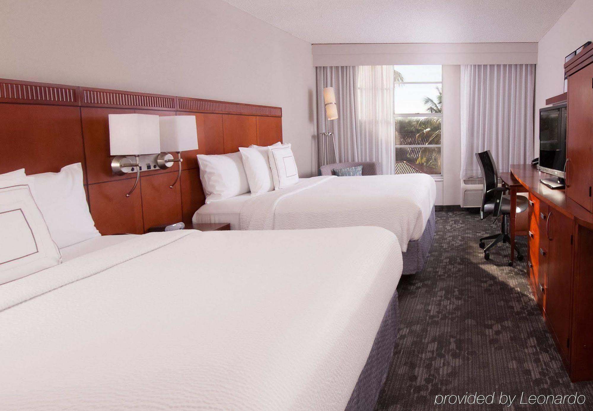 Hotel Courtyard Miami Coral Gables Extérieur photo